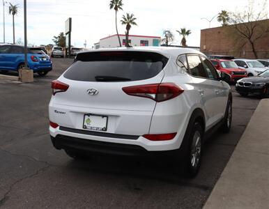 2017 Hyundai TUCSON SE   - Photo 17 - Tucson, AZ 85712