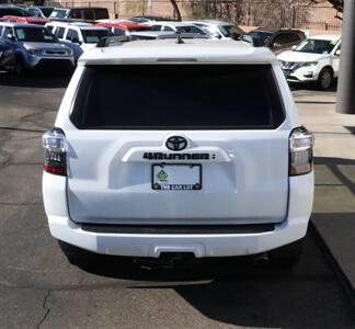2020 Toyota 4Runner SR5 Premium  4x4 - Photo 9 - Tucson, AZ 85712