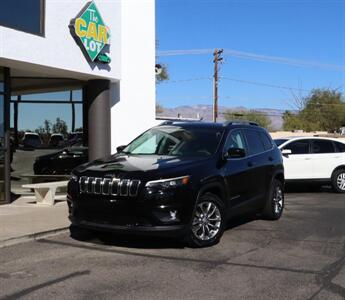 2020 Jeep Cherokee Latitude Plus   - Photo 2 - Tucson, AZ 85712