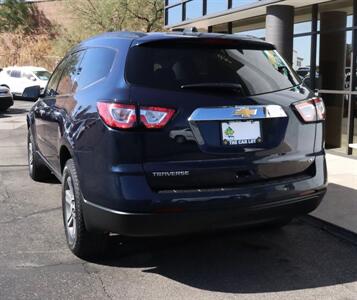2017 Chevrolet Traverse LT   - Photo 8 - Tucson, AZ 85712