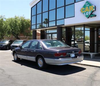 1993 Chevrolet Caprice   - Photo 9 - Tucson, AZ 85712