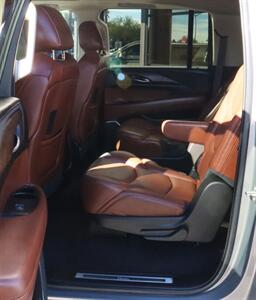 2017 Cadillac Escalade ESV Premium Luxury  4x4 - Photo 37 - Tucson, AZ 85712