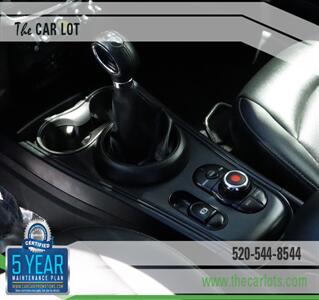 2019 MINI Countryman Plug-in Hybrid Cooper SE ALL4  AWD - Photo 36 - Tucson, AZ 85712