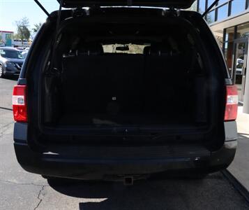 2013 Ford Expedition Limited  4X4 - Photo 13 - Tucson, AZ 85712