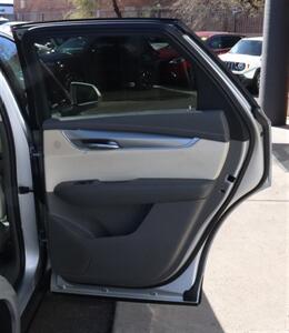 2019 Cadillac XT5 Premium Luxury   - Photo 23 - Tucson, AZ 85712