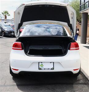2014 Volkswagen Eos Executive SULEV   - Photo 12 - Tucson, AZ 85712