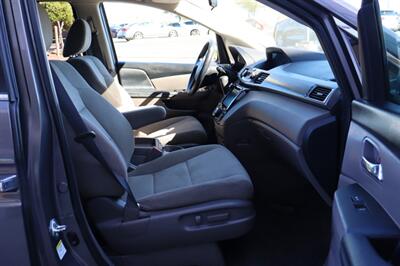 2016 Honda Odyssey SE  3rd ROW SEATING - Photo 38 - Tucson, AZ 85712