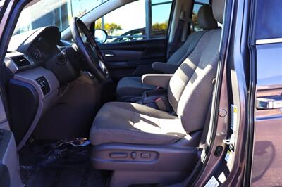 2016 Honda Odyssey SE  3rd ROW SEATING - Photo 43 - Tucson, AZ 85712