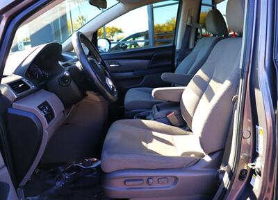 2016 Honda Odyssey SE  3rd ROW SEATING - Photo 42 - Tucson, AZ 85712