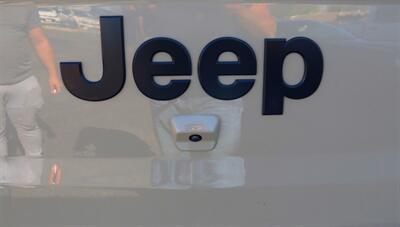 2022 Jeep Gladiator Willys  4WD - Photo 23 - Tucson, AZ 85712