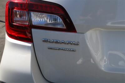 2019 Subaru Outback 3.6R Limited  AWD - Photo 13 - Tucson, AZ 85712
