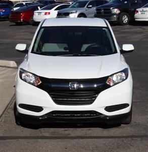 2018 Honda HR-V LX   - Photo 16 - Tucson, AZ 85712