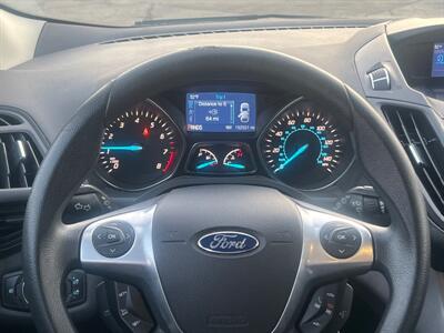 2014 Ford Escape SE   - Photo 15 - Lannon, WI 53046