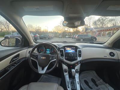 2015 Chevrolet Cruze 2LT Auto   - Photo 14 - Lannon, WI 53046