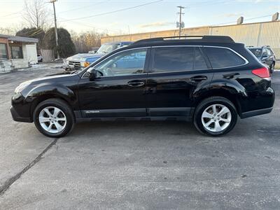 2013 Subaru Outback 2.5i Premium   - Photo 4 - Lannon, WI 53046