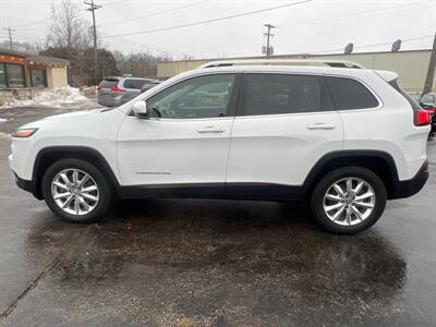 2015 Jeep Cherokee Limited   - Photo 4 - Lannon, WI 53046