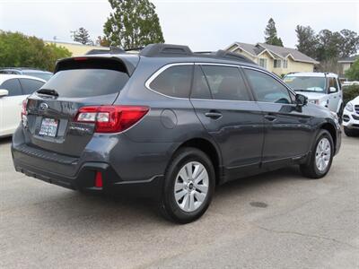 2018 Subaru Outback 2.5i Premium - Photo 4 - Santa Cruz, CA 95062