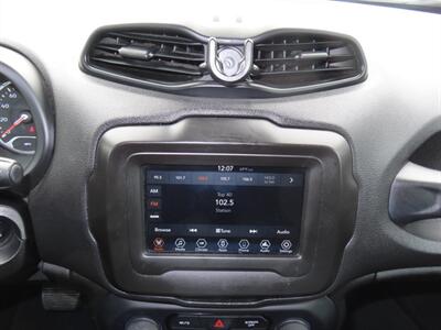 2018 Jeep Renegade Altitude   - Photo 20 - Santa Cruz, CA 95062