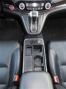 2016 Honda CR-V Touring AWD - Photo 18 - Santa Cruz, CA 95062