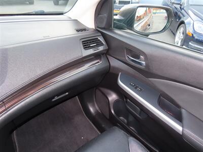 2016 Honda CR-V Touring AWD - Photo 25 - Santa Cruz, CA 95062