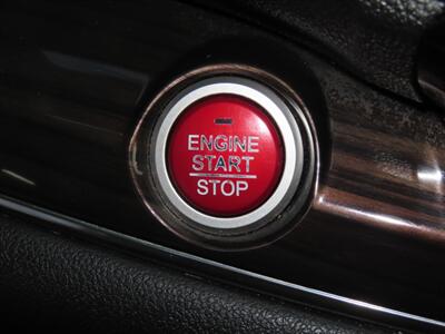 2016 Honda CR-V Touring AWD - Photo 10 - Santa Cruz, CA 95062