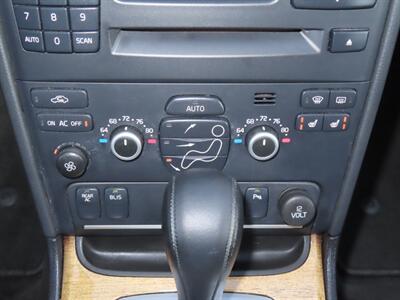 2008 Volvo XC90 3.2   - Photo 21 - Santa Cruz, CA 95062