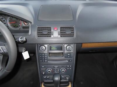 2008 Volvo XC90 3.2   - Photo 14 - Santa Cruz, CA 95062