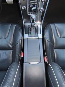 2014 Volvo XC60 T6 R-Design AWD Platinum - Photo 21 - Santa Cruz, CA 95062