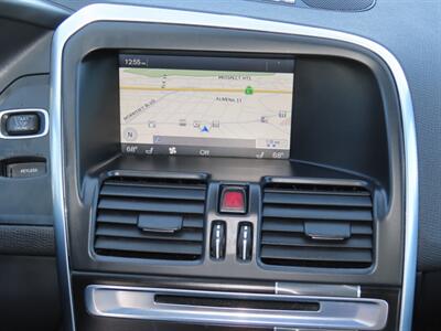 2014 Volvo XC60 T6 R-Design AWD Platinum - Photo 34 - Santa Cruz, CA 95062