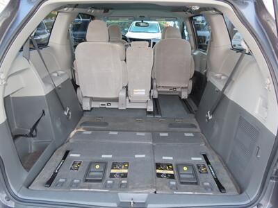 2017 Toyota Sienna LE 8-Passenger - Photo 41 - Santa Cruz, CA 95062
