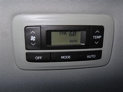 2017 Toyota Sienna LE 8-Passenger - Photo 28 - Santa Cruz, CA 95062