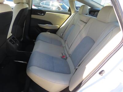 2019 Honda Clarity Plug-In Hybrid   - Photo 37 - Santa Cruz, CA 95062