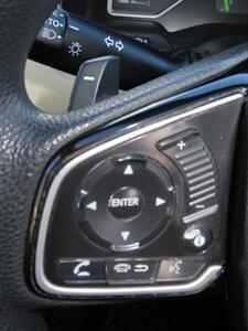 2019 Honda Clarity Plug-In Hybrid   - Photo 8 - Santa Cruz, CA 95062