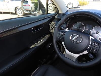 2018 Lexus NX 300   - Photo 13 - Santa Cruz, CA 95062