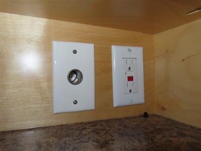 2017 Nucamp RV Little Guy Silver Shadow 5x10 Towable RV Travel Camper - Photo 27 - Santa Cruz, CA 95062