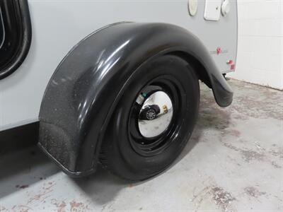 2017 Nucamp RV Little Guy Silver Shadow 5x10 Towable RV Travel Camper - Photo 5 - Santa Cruz, CA 95062