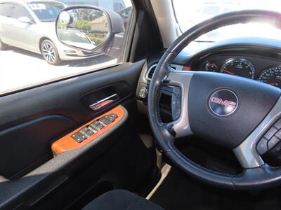 2008 GMC Yukon SLE   - Photo 9 - Santa Cruz, CA 95062