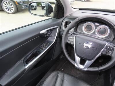 2013 Volvo S60 T5 AWD Premier   - Photo 12 - Santa Cruz, CA 95062