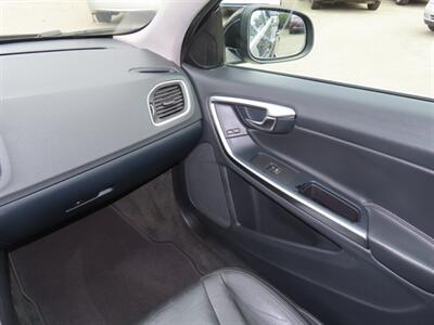 2013 Volvo S60 T5 AWD Premier   - Photo 22 - Santa Cruz, CA 95062
