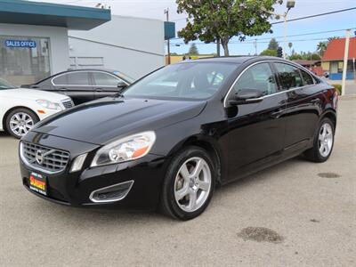 2013 Volvo S60 T5 AWD Premier   - Photo 2 - Santa Cruz, CA 95062