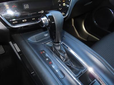 2022 Honda HR-V EX AWD   - Photo 34 - Santa Cruz, CA 95062