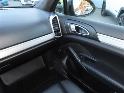 2013 Porsche Cayenne GTS AWD   - Photo 24 - Santa Cruz, CA 95062