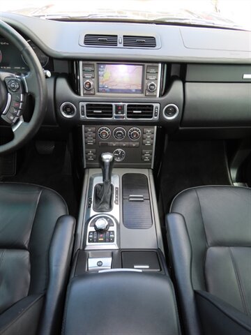 2011 Land Rover Range Rover HSE photo