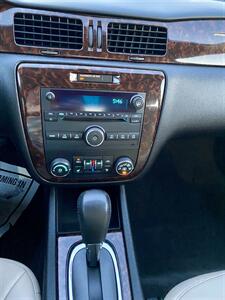 2014 Chevrolet Impala Limited LTZ   - Photo 12 - Clackamas, OR 97015