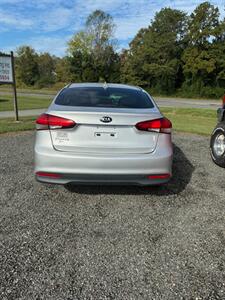 2018 Kia Forte LX - Photo 2 - Tappahannock, VA 22560