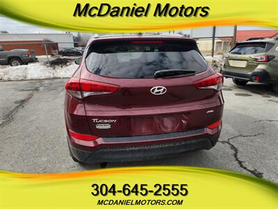 2016 Hyundai TUCSON SE - Photo 4 - Ronceverte, WV 24970