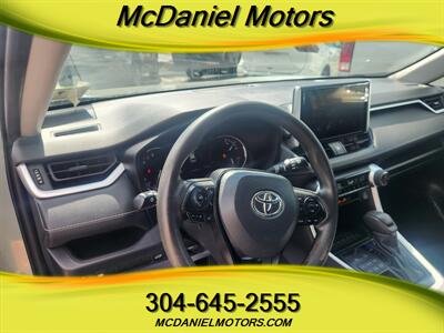 2023 Toyota RAV4 XLE - Photo 12 - Ronceverte, WV 24970