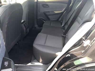 2023 Nissan Rogue S - Photo 6 - Newport, KY 41071