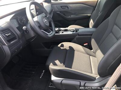 2023 Nissan Rogue S - Photo 5 - Newport, KY 41071