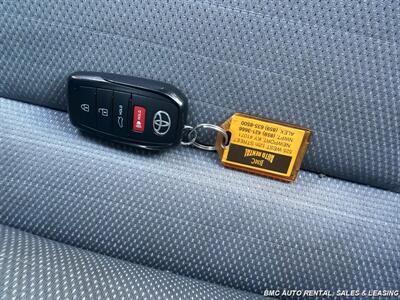 2024 Toyota Corolla SE - Photo 11 - Newport, KY 41071